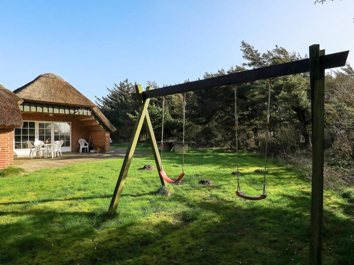 Three-Bedroom Holiday Home In Lokken 1 Екстериор снимка